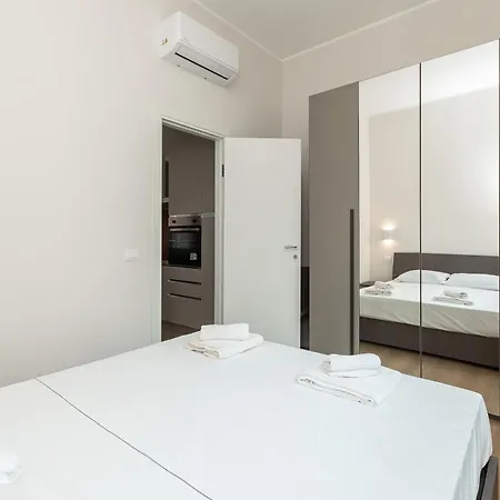 Dalia House Free Wifi, Ac Apartman Genova