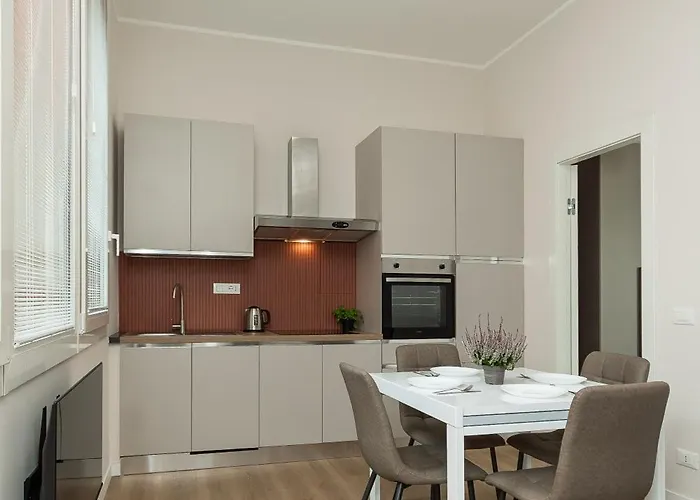Dalia House Free Wifi, Ac Apartmán Janov